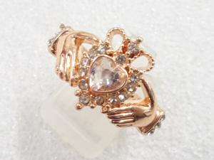 クリスタル　指輪(21.5号)